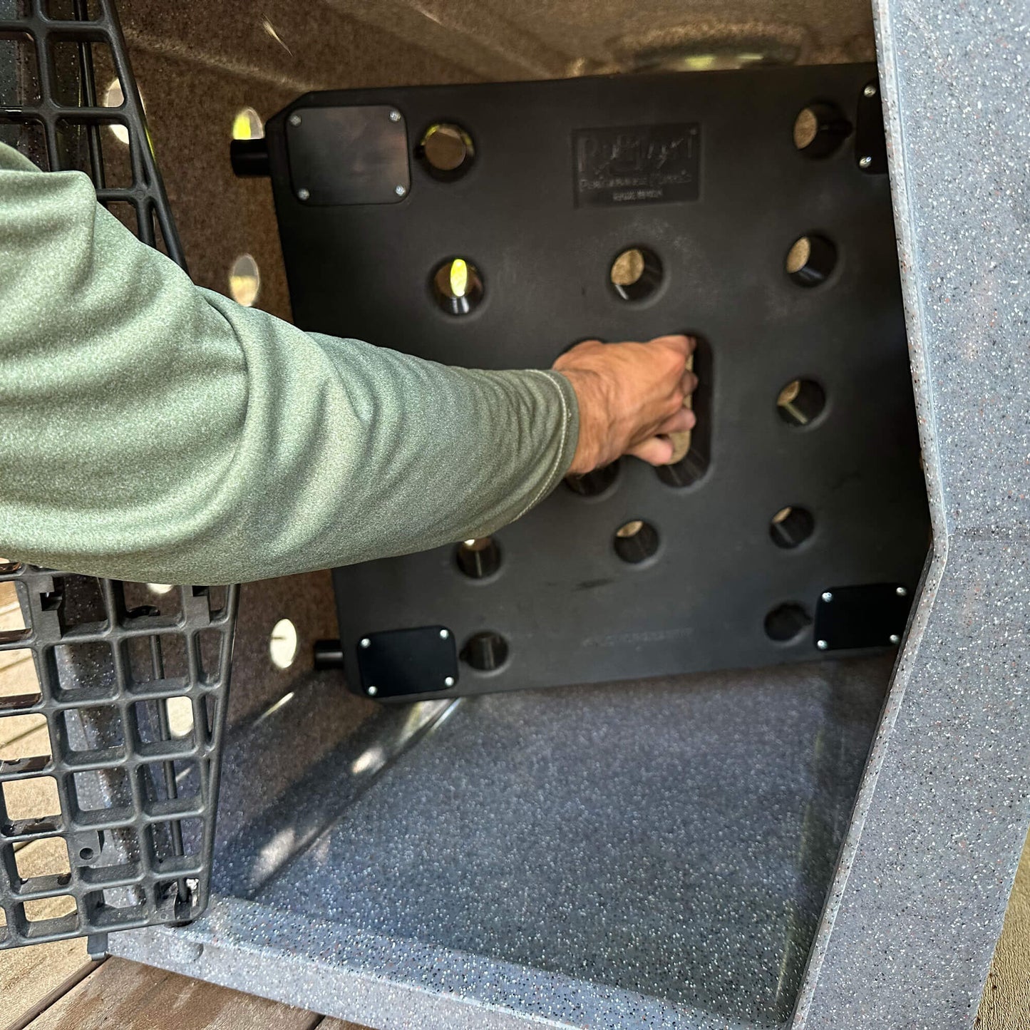 RuffLand - "Divide & Conquer" Kennel Divider (IN STOCK - READY TO PICK UP)